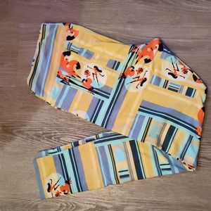 LuLaRoe T/C Disney Graphic Leggings